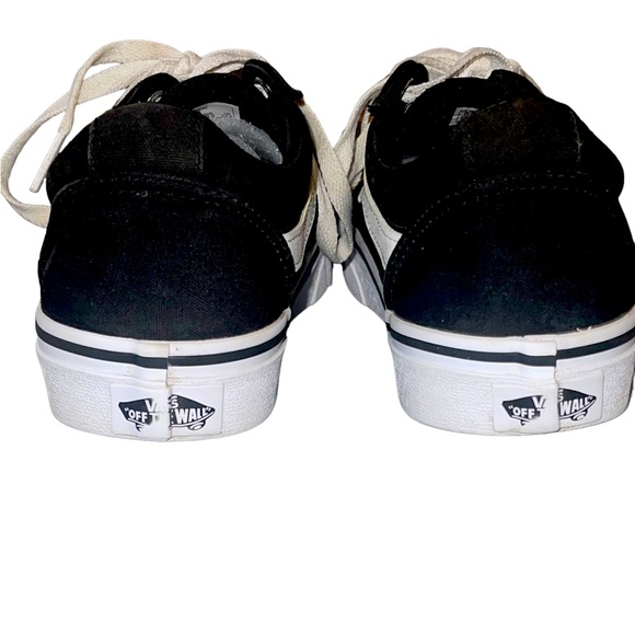 Women’s Vans Old Skool Lace Up Skate Sneakers Black and White Size 6 US - Picture 10 of 13